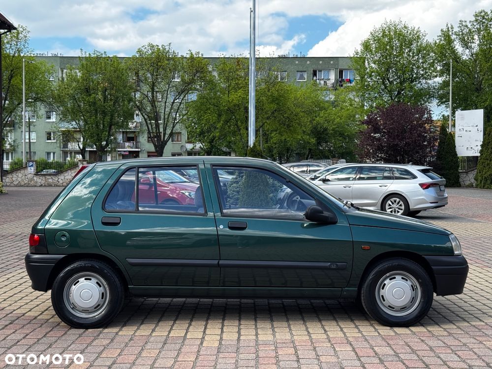 Renault Clio 1.2 - 31