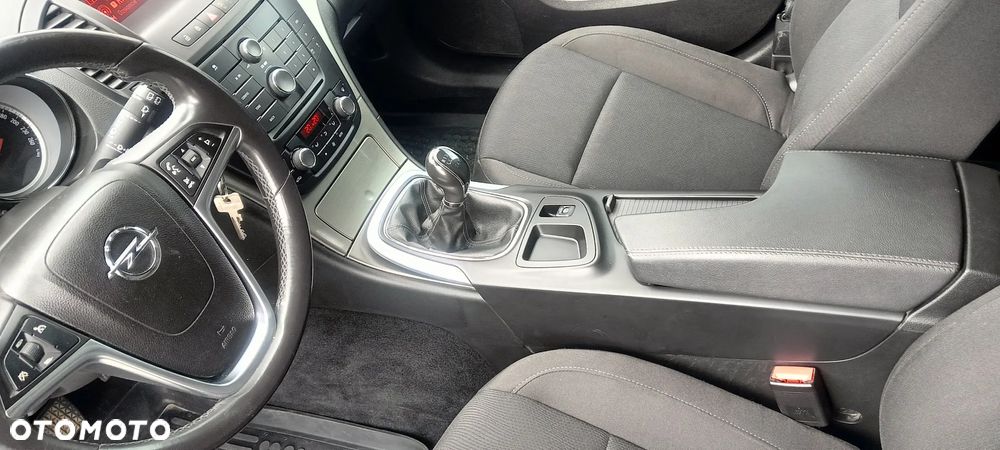 Opel Insignia 1.6 Turbo - 13