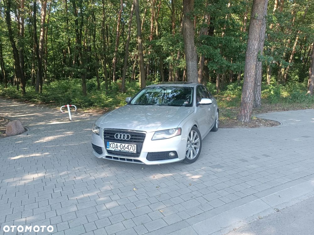 Audi A4 Limousine - 3