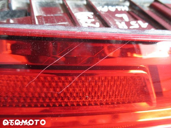 AUDI A3 8V 3D LAMPA LEWA TYŁ W KLAPĘ 8V3945075 - 3