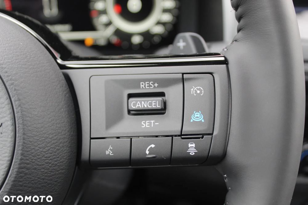 Nissan Qashqai 1.3 DIG-T MHEV N-Connecta Xtronic - 17