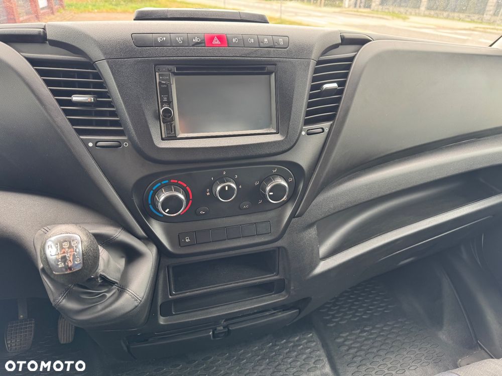 Iveco 35C16 - 19