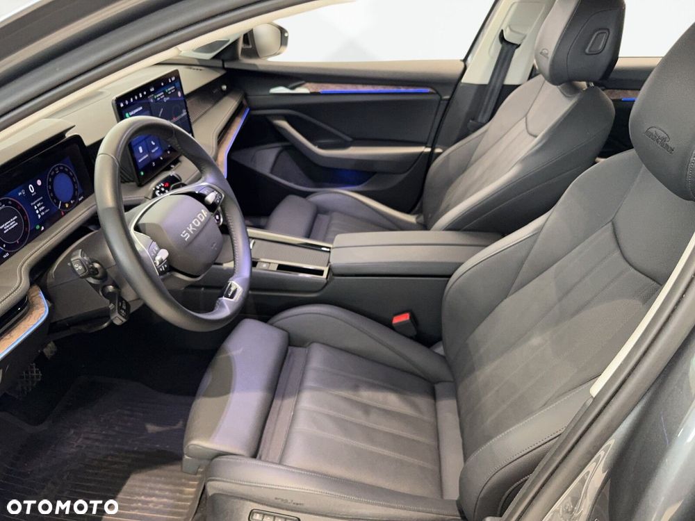 Skoda Superb 2.0 TDI SCR L&K DSG - 12