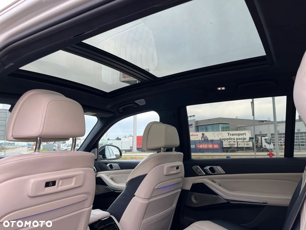 BMW X7 2020