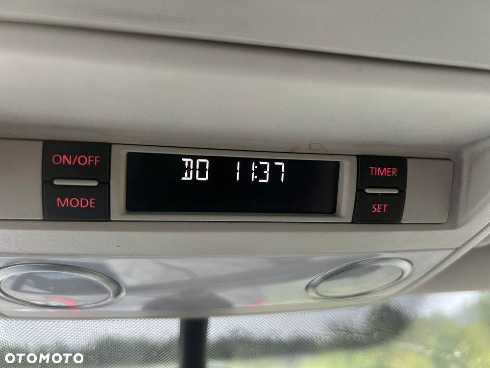Volkswagen Multivan - 15