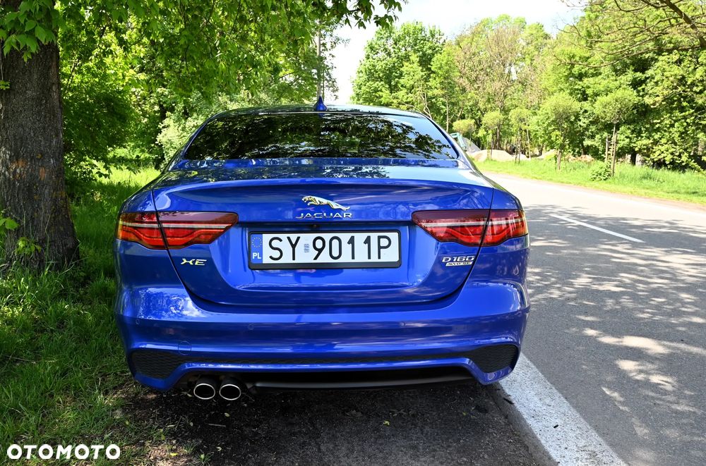 Jaguar XE - 22