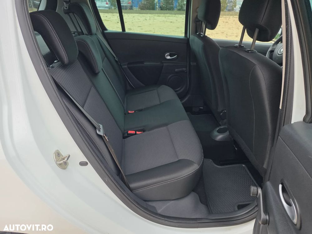 Renault Clio 1.5 dCi 90 FAP Dynamique - 13