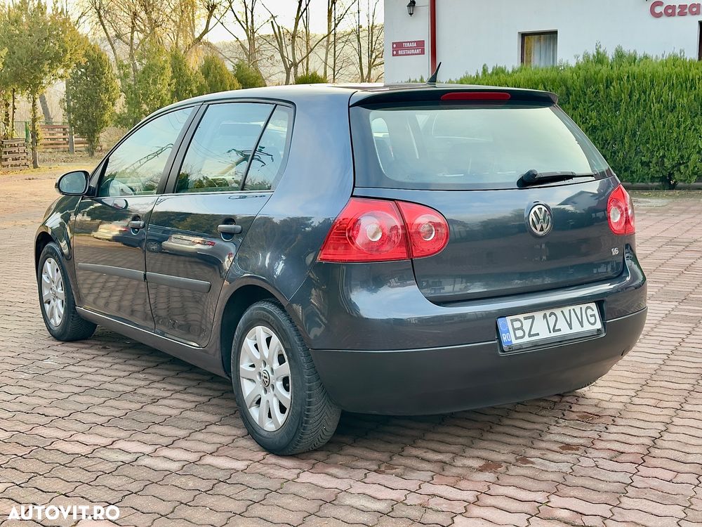 Volkswagen Golf 1.6 Highline - 2