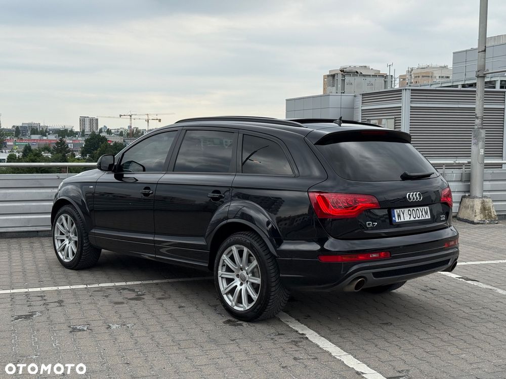 Audi Q7 - 7