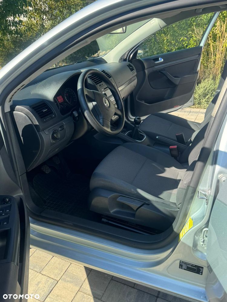 Volkswagen Jetta 1.9 TDI Trendline - 6