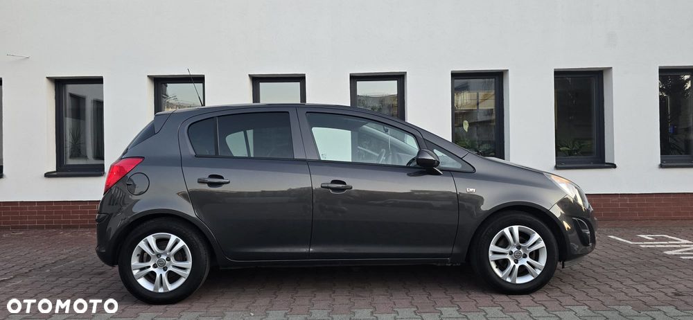 Opel Corsa - 10