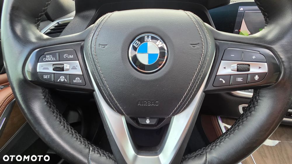 BMW X5 xDrive25d - 24