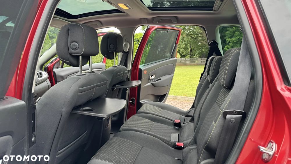 Renault Grand Scenic Gr 1.6 16V Luxe Privilege - 28