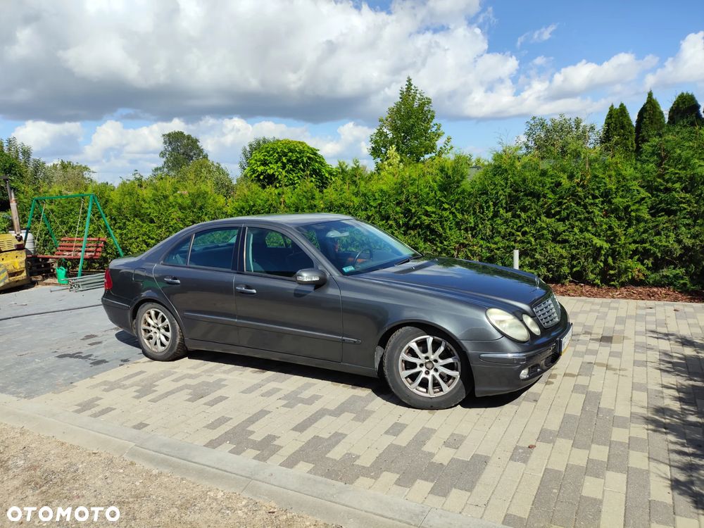 Mercedes-Benz Klasa E - 2