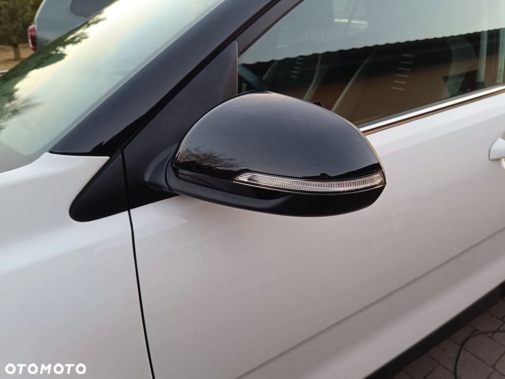 Kia Stonic 1.0 T-GDI 100 OPF Edition 7 - 9