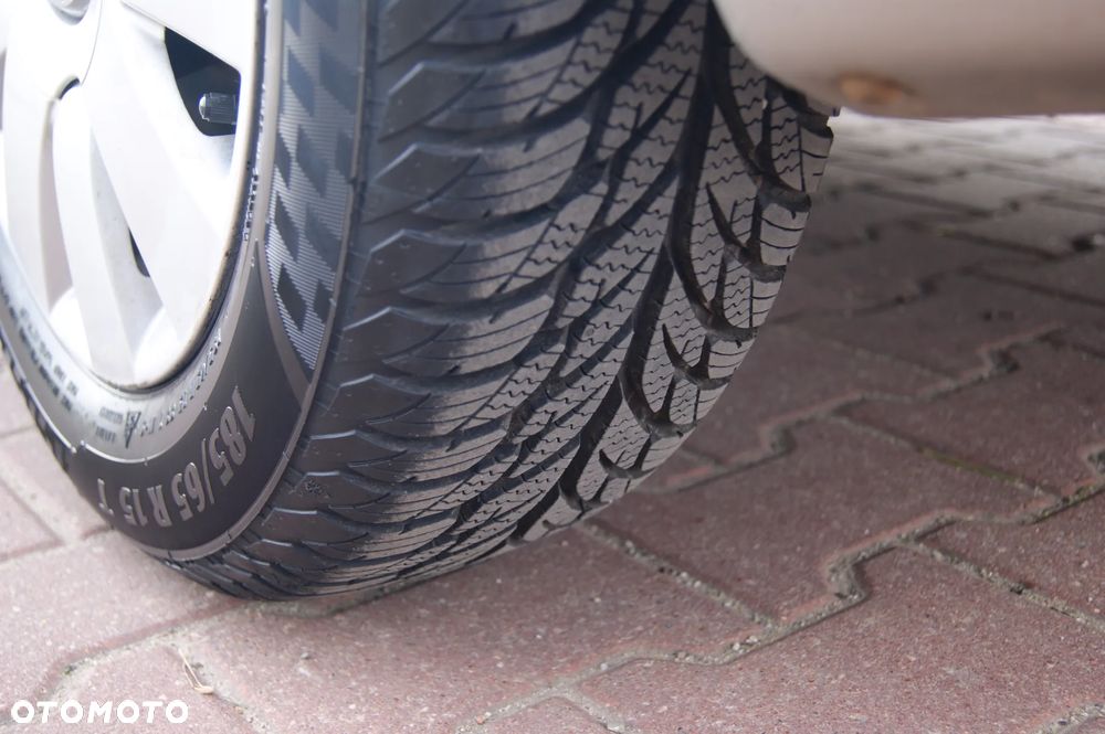 Citroën Xsara Picasso 1.6i Confort - 11