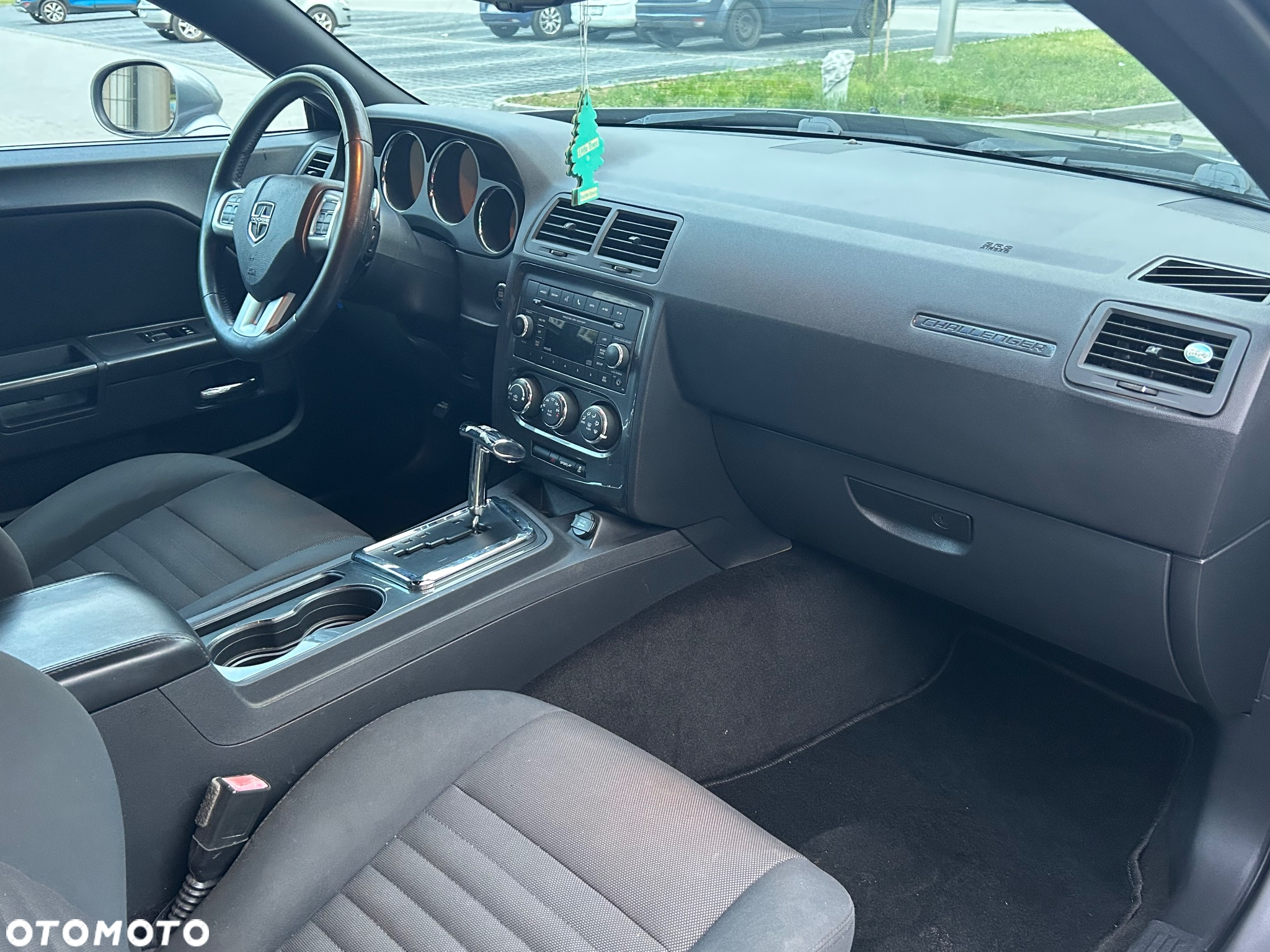 Dodge Challenger Automatik SXT Plus - 8