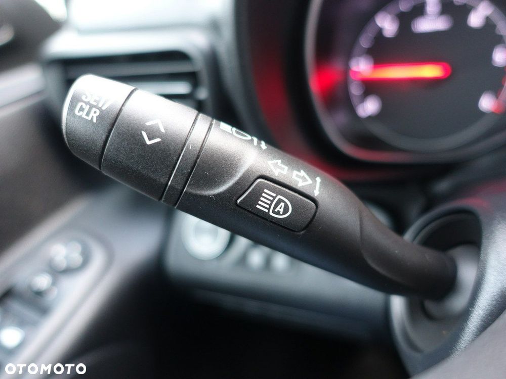 Opel Combo 1.5 D Start/Stop Selection - 15