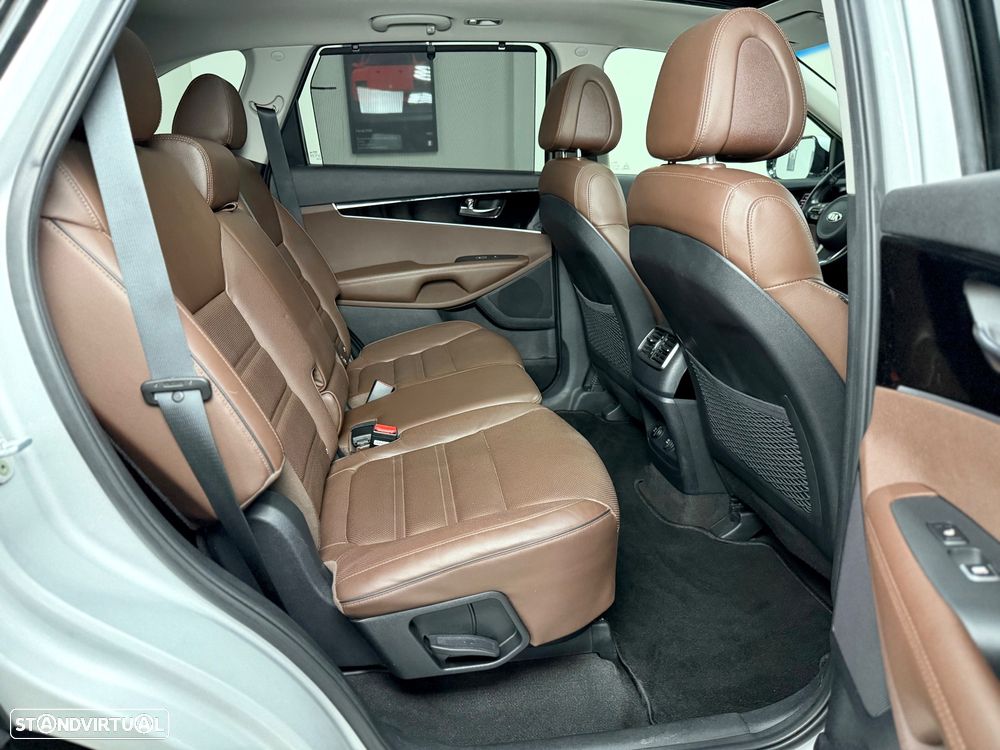 Kia Sorento 2.2 CRDi TX TOP Aut. - 23