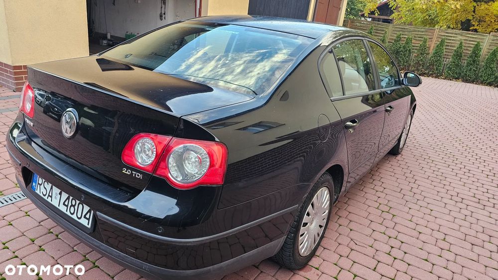 Volkswagen Passat 2.0 TDI Comfortline - 5