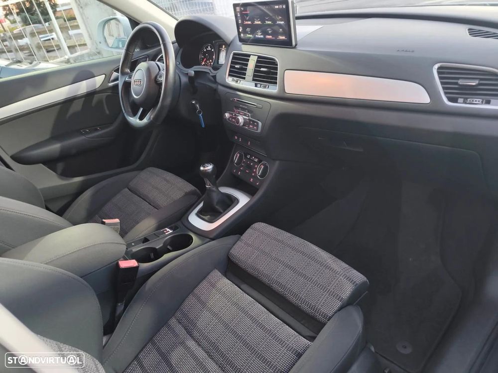 Audi Q3 2.0 TDI Sport - 17
