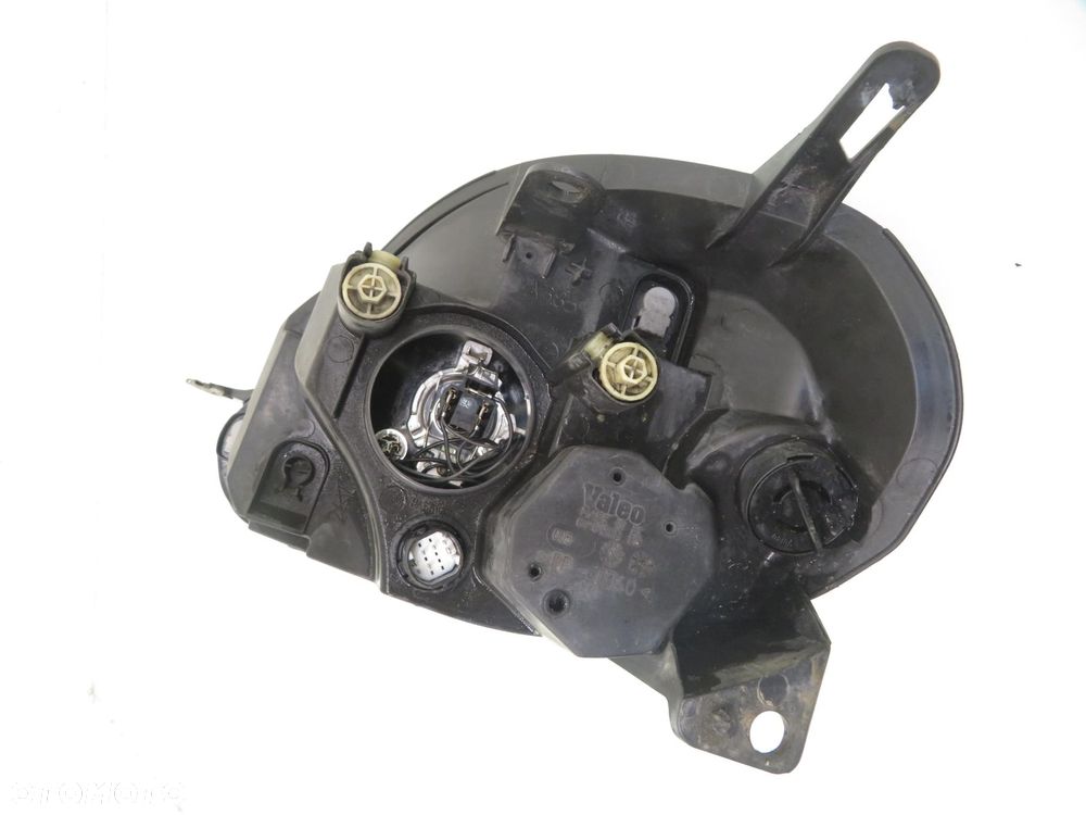 LAMPA PRAWA PRZEDNIA FIAT GRANDE PUNTO 89101388DX - 6