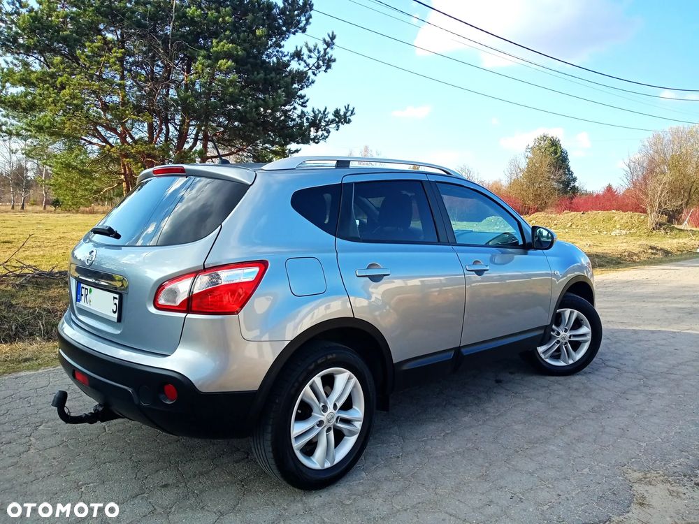 Nissan Qashqai - 4