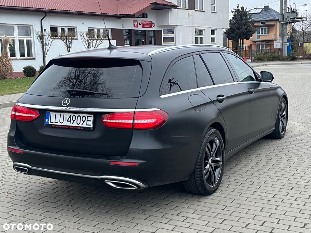 Mercedes-Benz Klasa E 220 d 9G-TRONIC Avantgarde - 4