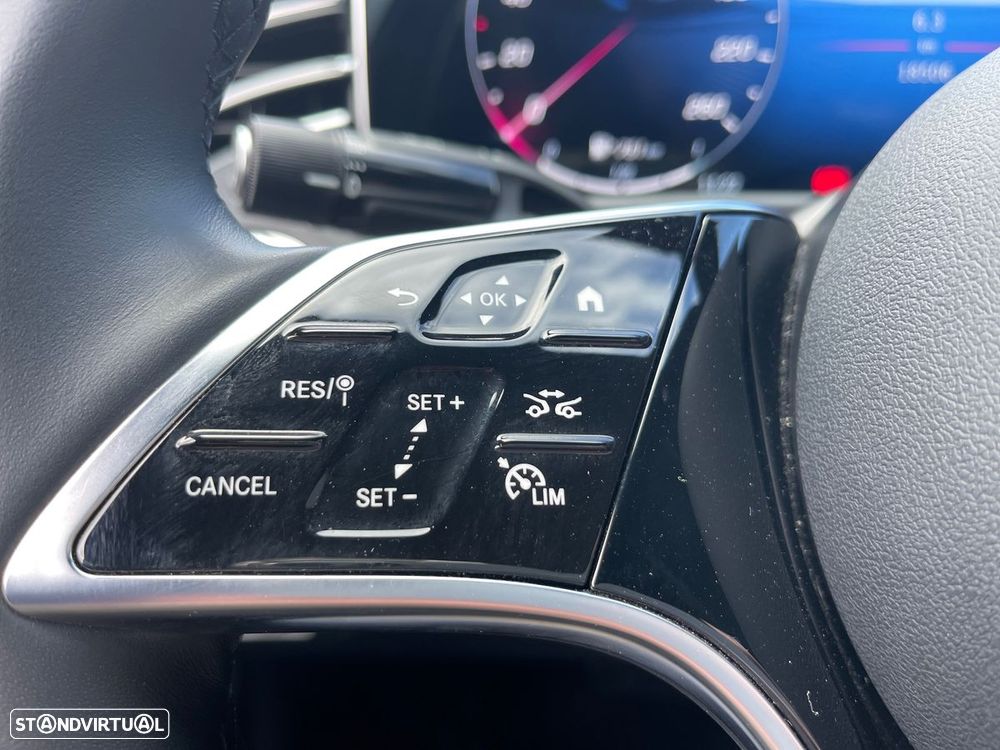 Mercedes-Benz E 220 d 9G-TRONIC Edition AVANTGARDE - 25
