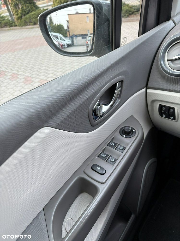 Renault Captur - 17