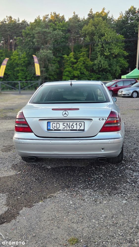 Mercedes-Benz Klasa E - 4