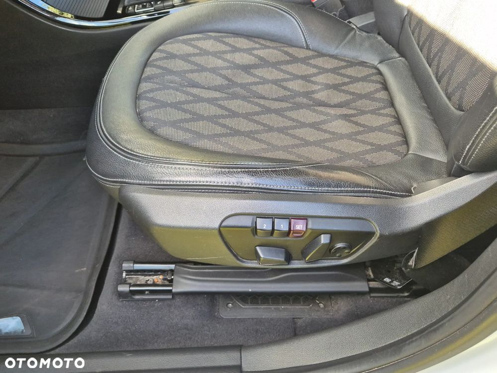 BMW X1 xDrive18d - 18