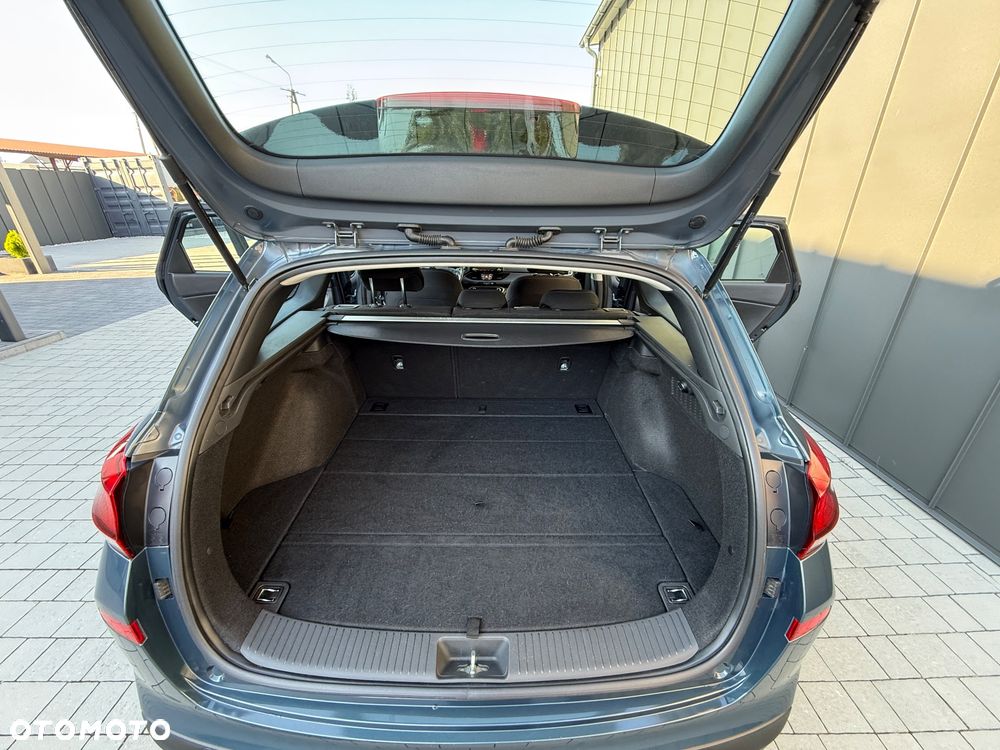 Hyundai i30 1.5 DPI Smart - 35