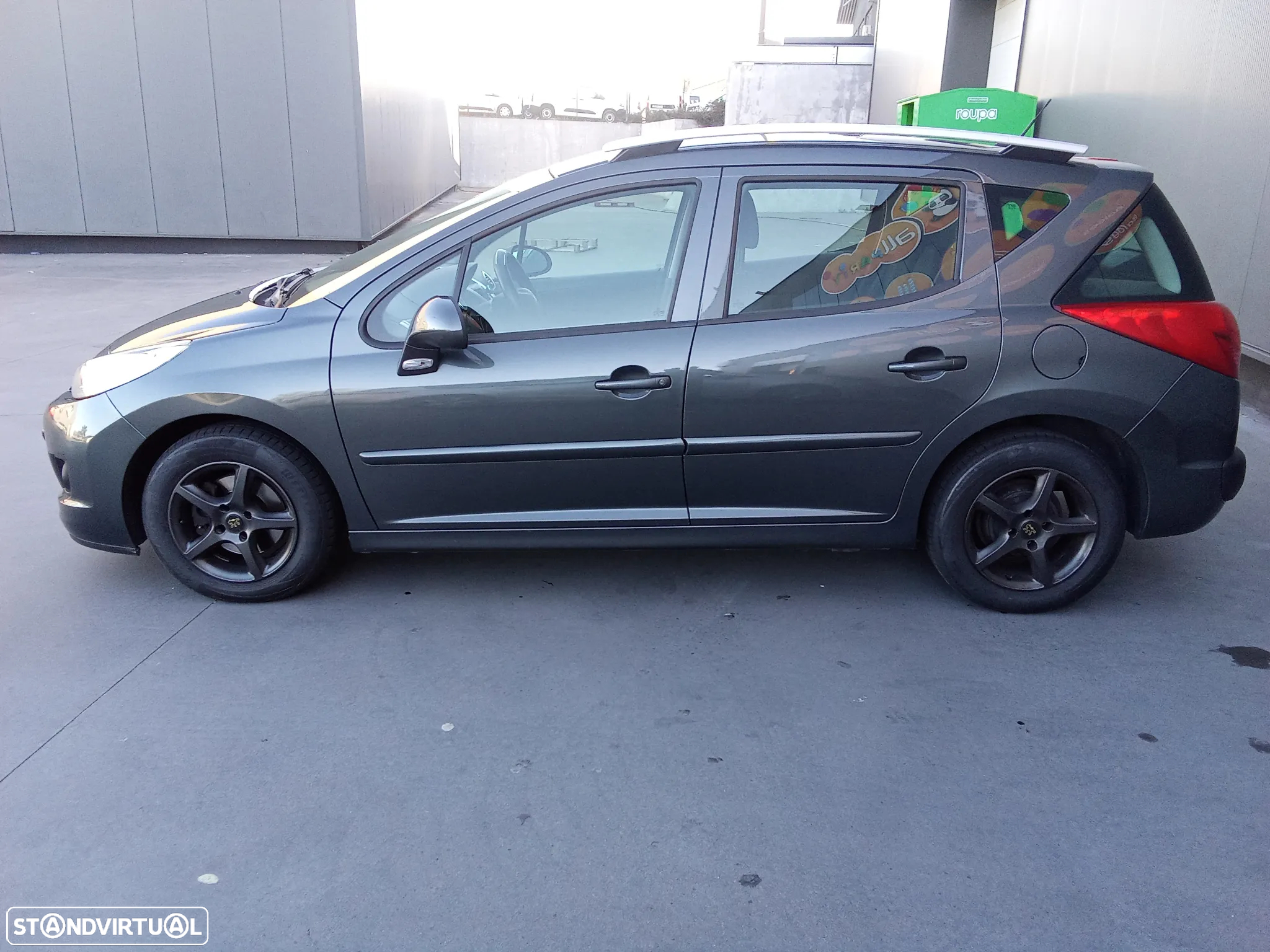 Peugeot 207 SW 1.4 Premium - 3