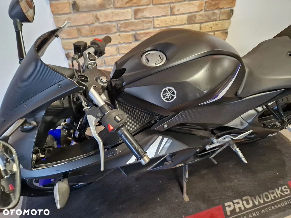 Yamaha YZF - 14