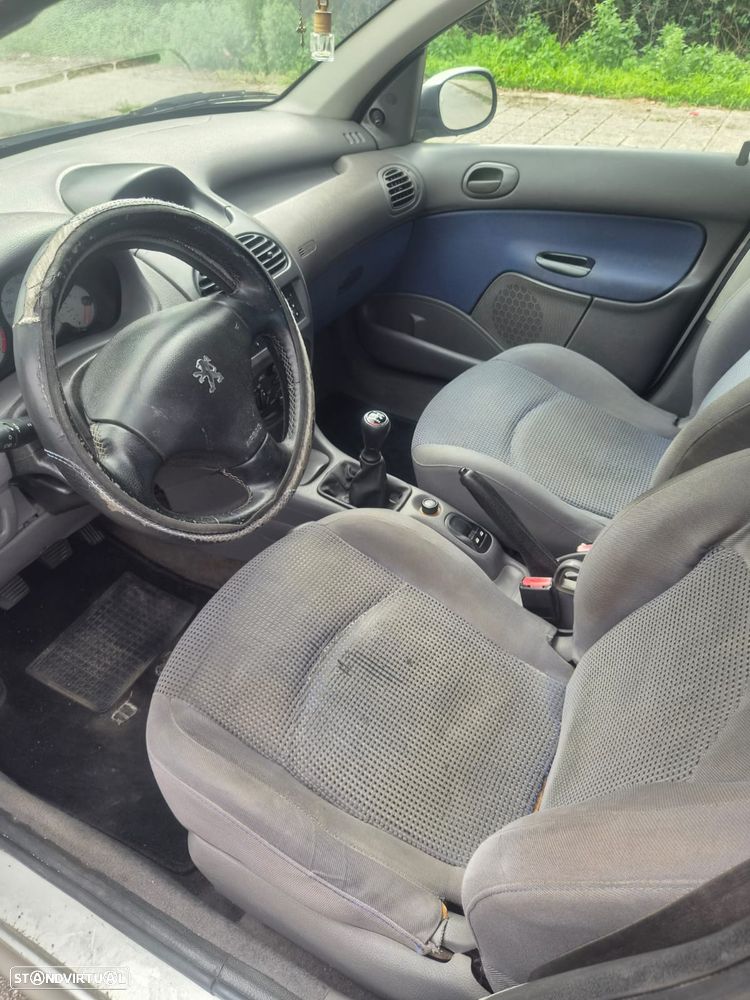 Peugeot 206 - 5