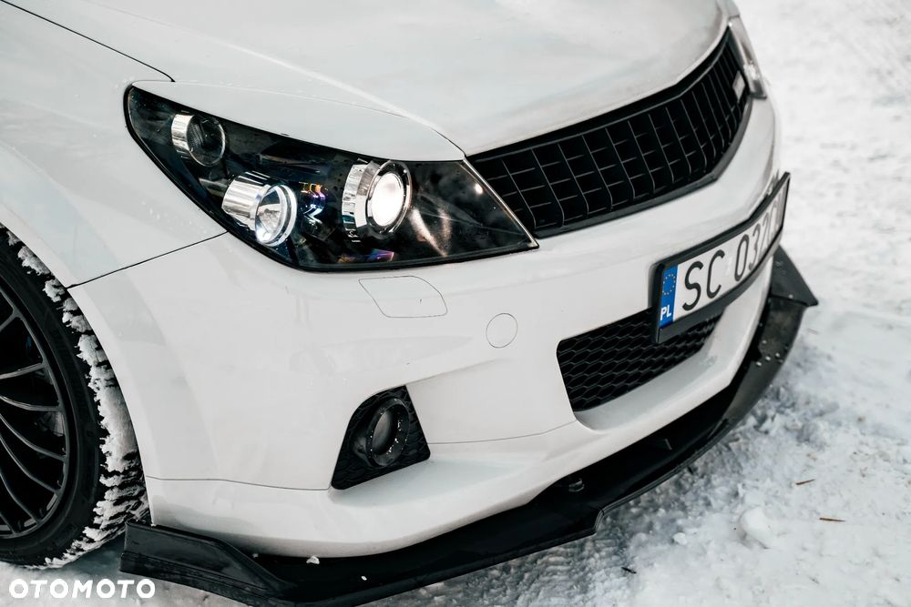 Opel Astra 2.0 T OPC - 2