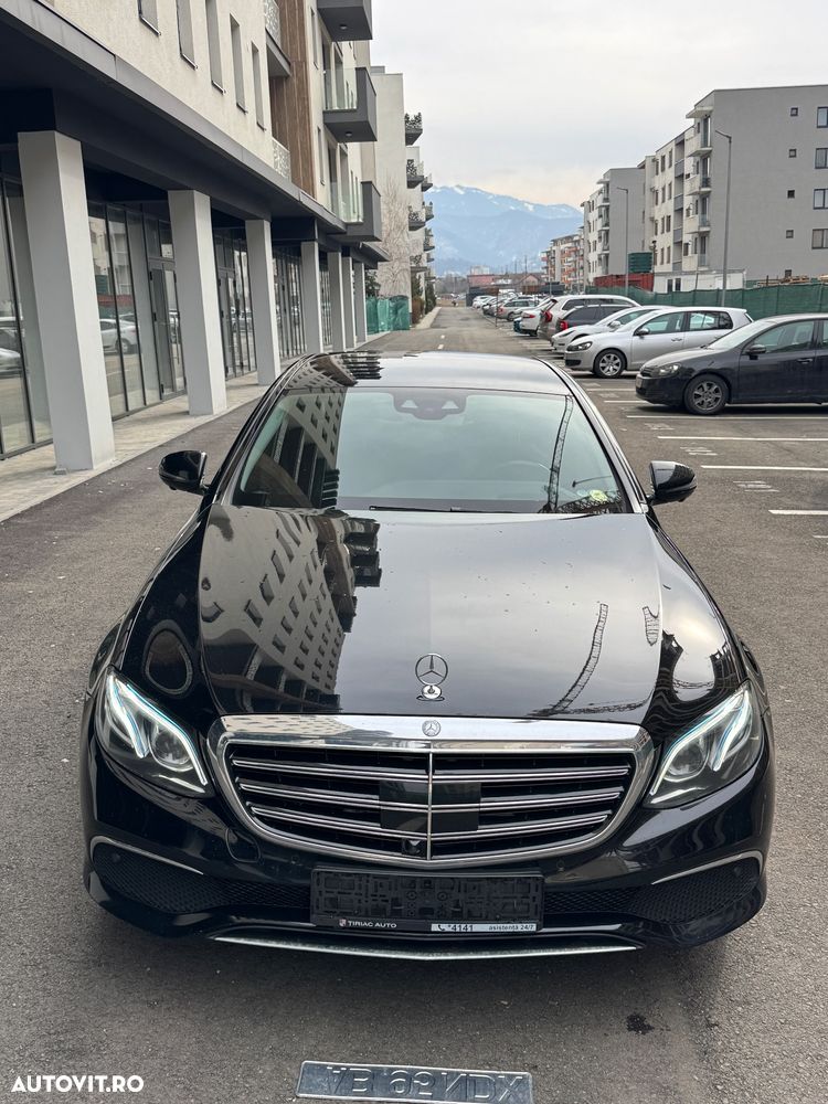 Mercedes-Benz E 220 d Aut. - 1