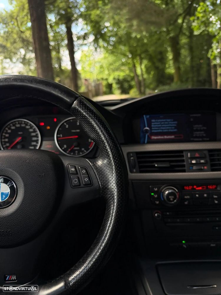 BMW 320 d Coupe - 17