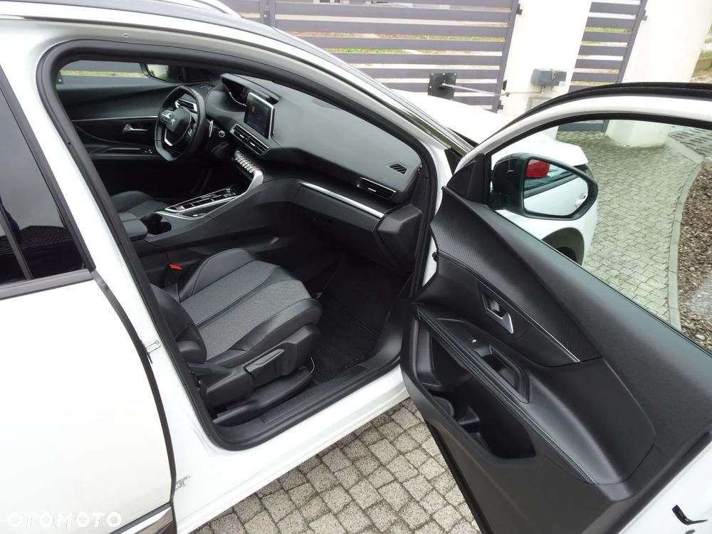 Peugeot 5008 1.5 BlueHDi Allure Pack S&S EAT8 - 16