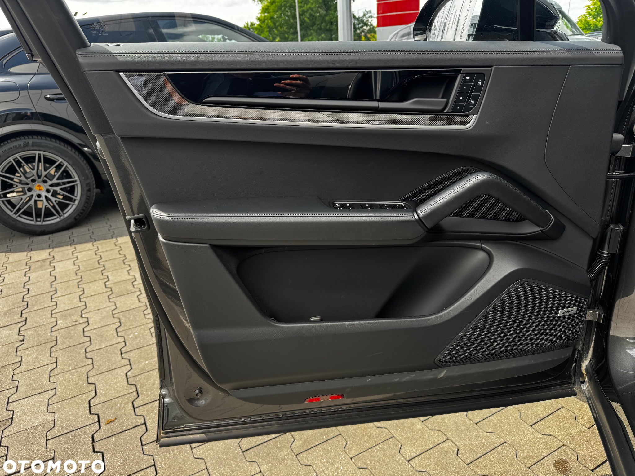Porsche Cayenne Coupe E-Hybrid PHEV - 26