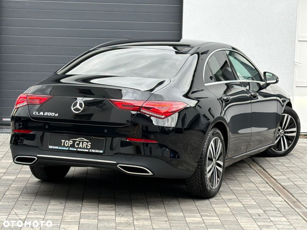 Mercedes-Benz CLA 200 d Progressive 8G-DCT - 25