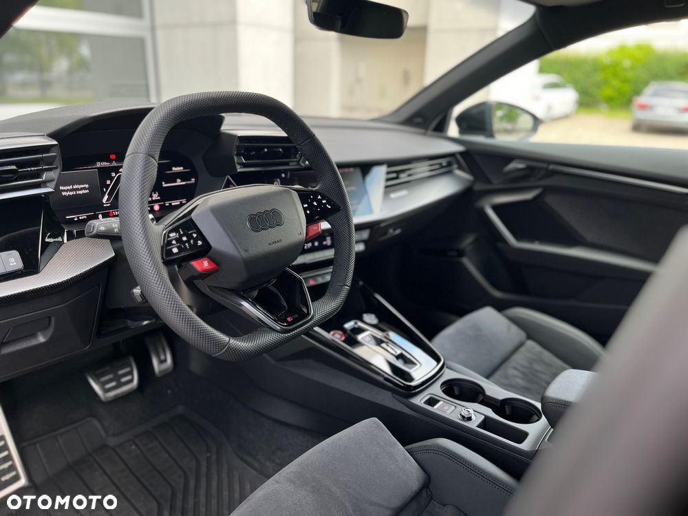 Audi RS3 Sportback - 24