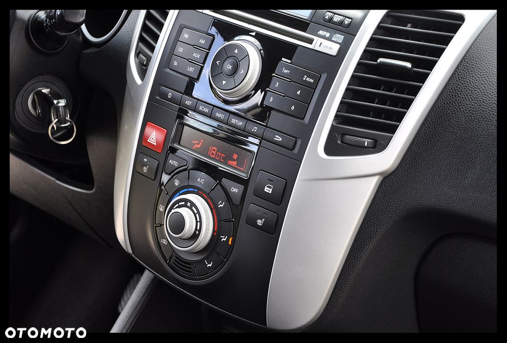 Kia Venga 1.4 CVVT Business Line - 27