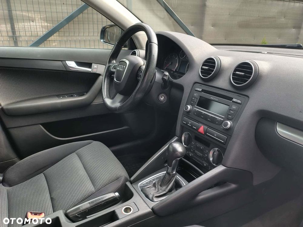 Audi A3 Sportback 2.0 TDI DSG Ambition - 18