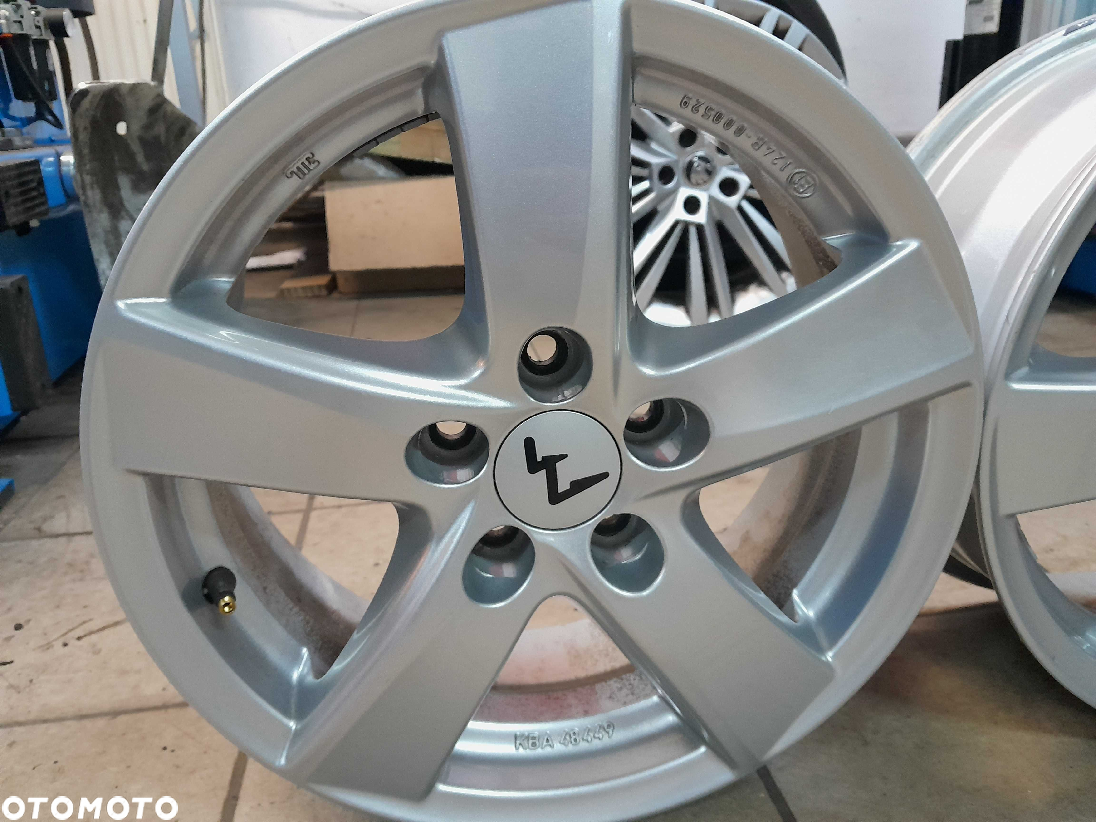 Felgi 15 5x100 Praktik Fabia Rapid Scala Roomster VW polo - 5