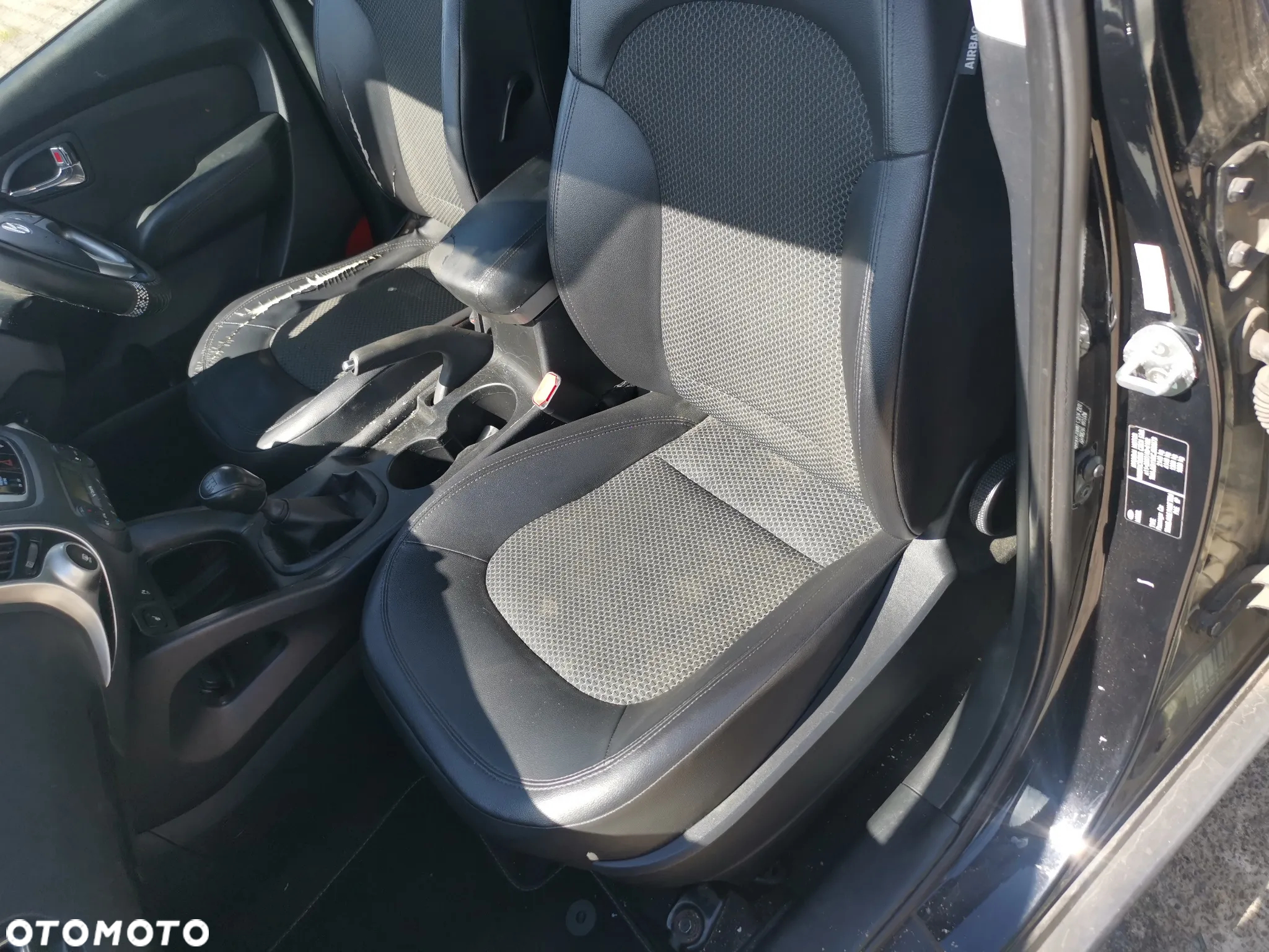 Części Hyundai IX35 2.0 Crdi D4HA 185KM 4WD Lakier PAE - 13