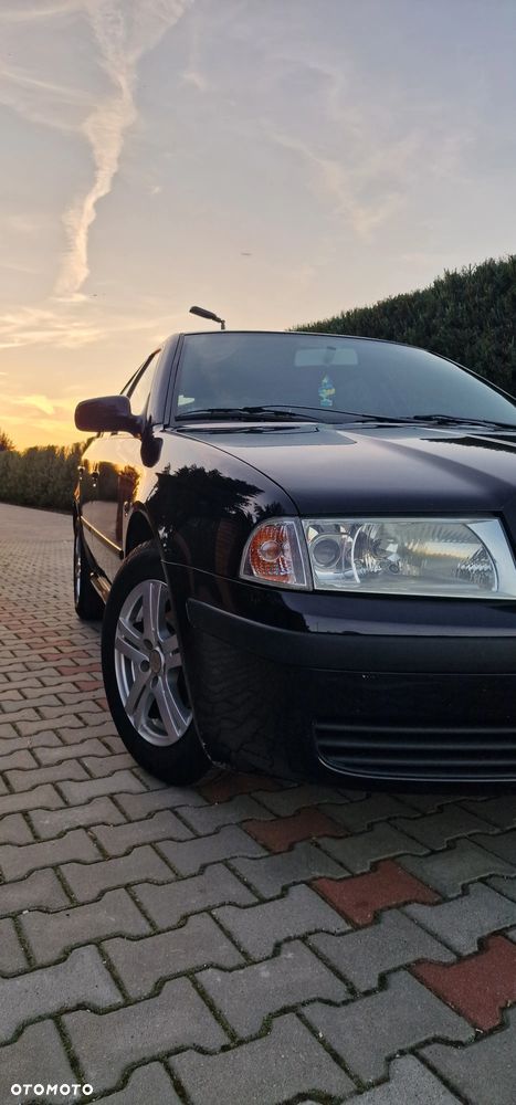 Skoda Octavia 1.6 Tour Classic - 28