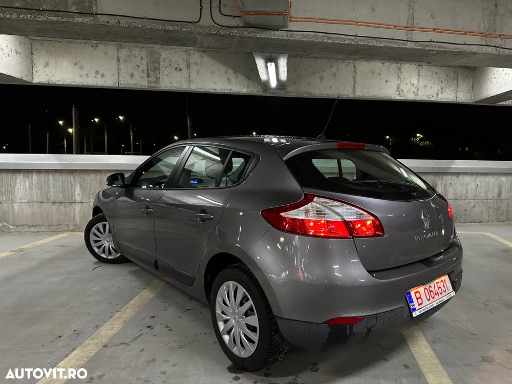 Renault Megane dCi 95 FAP LIMITED - 8