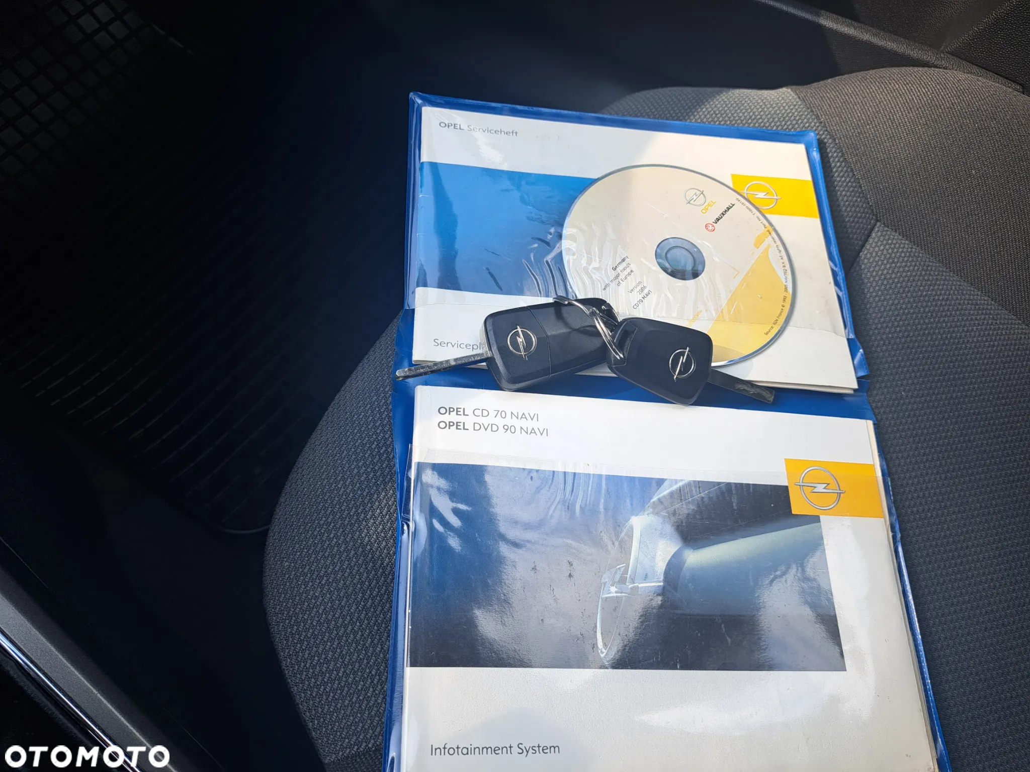 Opel Astra 1.8 NAVI - 35